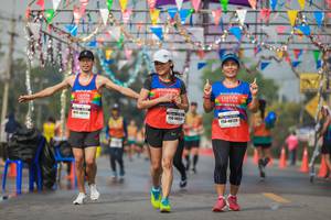 BIB: 2019, 48120
                            <button type="button" onclick="openModal(10331840)" class="btn btn-primary btn-sm float-right btn-popup" data-toggle="modal" data-target=".modal-high-quality">
                        <i class="fas fa-shopping-cart"></i> Add to Cart
                    </button>
                                            <button type="button" onclick="isThisMe(10331840, true)" class="btn btn-success btn-sm float-right btn-popup btn-isme hidden" data-toggle="tooltip" data-placement="bottom" title="นี่คือรูปของคุณใช่ไหม คลิกที่นี่เพื่อเอาเข้าอัลบั้ม">
                        <i class="fas fa-plus"></i> Add to album
                    </button>
                    <button type="button" onclick="isThisMe(10331840, false)" class="btn btn-warning btn-sm float-right btn-popup btn-isnotme hidden">
                        <i class="fas fa-ban"></i> Remove from album
                    </button>